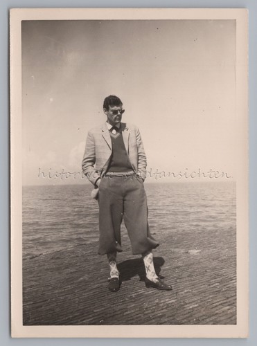 Ernster extravaganter mann - ernster,