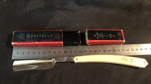 Altes rasiermesser - altes,