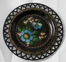 Lackmalerei. Metall-Tablett