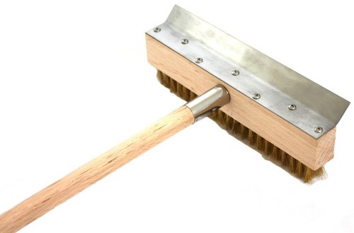 Reinigungsbürste mit schaber - reinigungsbürste,