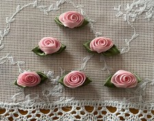 6 rosa Satinrosen Stoff-Rosen  mit Blatt 3,5x1,5x1,5 cm Nähen, Basteln, Dekorier