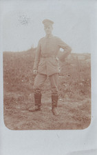 Foto AK - Soldat in Feldgrau