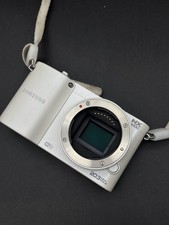 Samsung NX1000 / 20,3 MP /