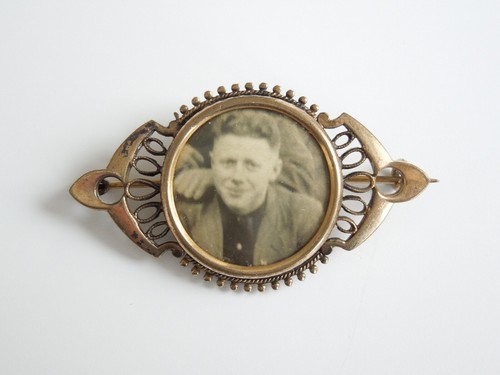 Antik brosche vergoldet foto - antik,