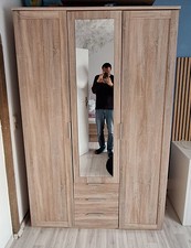 Drehtürenkleiderschrank, Sideboard, Couchtisch, Nachtschrank, Regalböden