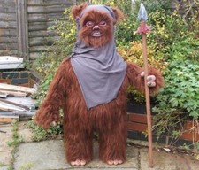 Lebensgroße EWOK Replika