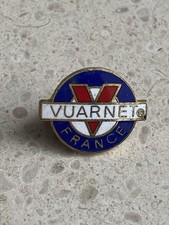 Pin’s Vuarnet ••