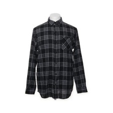 Infinity Man, Flanellhemd