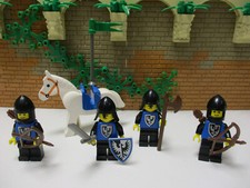 (B7/10) Lego Falcon Knights