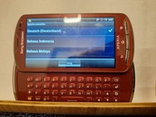 Handy Sony Ericsson MK16i  rot