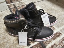 Mustang Herrenschuhe Gr. 40 NEU