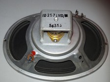 1 Philips Lautsprecher (18 x