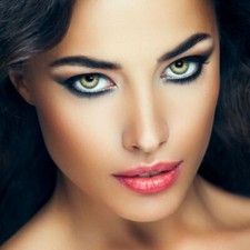 Grüne Farbige Kontaktlinsen