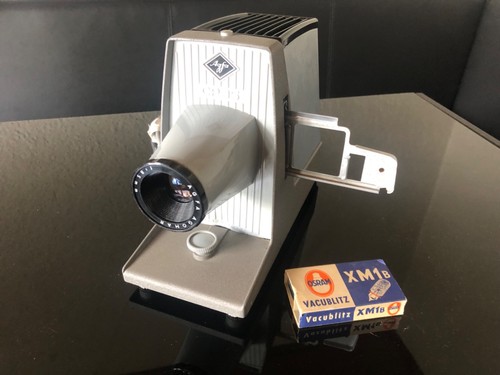 Nostalgischer diaprojektor