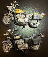 2 Harley Davidson Motorräder - Modell - Motorrad - Gebraucht - guter Zustand