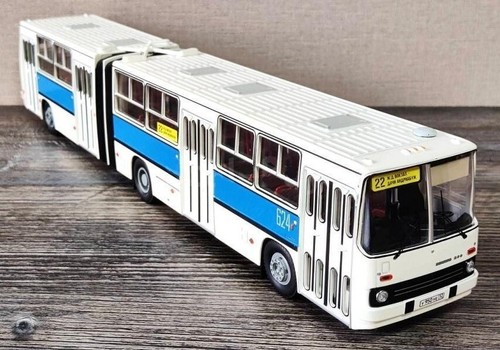 Ikarus 280 1983 white - ikarus, white/blue