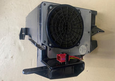 Original Audi A3  8L Subwoofer System Lautsprecher Bass 8L0035381G Bassbox