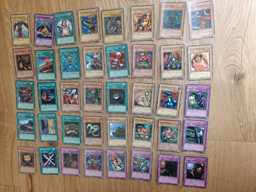 Karten sammlung - yu-gi-oh,