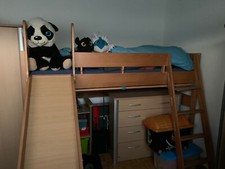 Paidi Spielbett, Hochbett, Bett mit Rutsche, Torwand und Planwagendach und Höhle