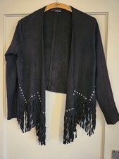 schwarze Jacke im Countrystil