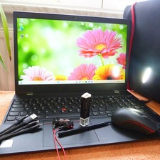 Lenovo P15v ELITE WORKSTATION