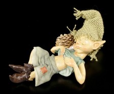 Pixie Kobold Figur kuschelt