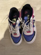 Nike AIR Turnschuhe Gr 39