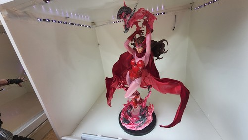 Sideshow scarlet witch 4 - scarlet,