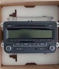 Original VW RCD 310 Autoradio mit der Teilenummer 1K0 035 186 AN