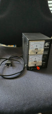 Regelbares Netzteil/Stromversorgung Labornetzteil Yihua 1501a 15V 1A
