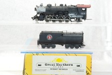 Messing / Brass US-Güterzugglok 2-8-2 O-4 „Mikado“ der GN von Sunset / Samhongsa