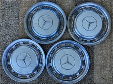 4 Mercedes-Benz W123 Radkappen für 14 Zoll Stahlfelge + 16 Befestigungsklammern