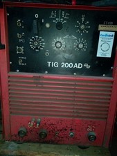 Filarc Tig 200 AD Wig Schweissgerät AC/DC Wassergekühlt mit Parker Brenner