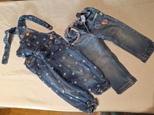 1 Latzhose + 1 Jeans, Baby, mehrfarbig, Gr. 80/86