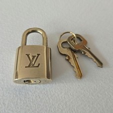 LOUIS VUITTON Vorhängeschloss