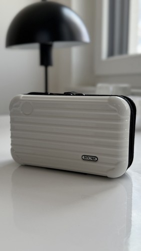 Rimowa amenity kit neu und - amenity,