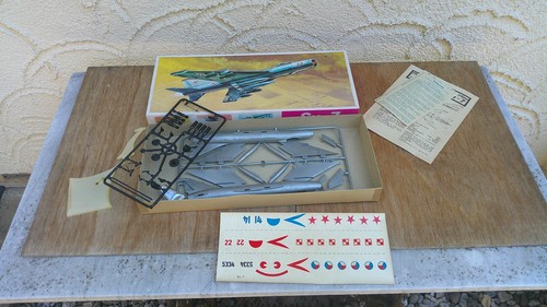 Flugzeugmodell 7 - flugzeugmodell, su-7