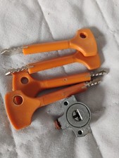 DDR - Einbausicherung mit 4 Schlüssel 