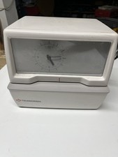 alte Stempeluhr Stechuhr