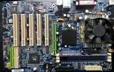 Bundle: Gigabyte GA-7VT600 -