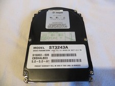 FESTPLATTE 214 MB SEAGATE  ST3243A  Vintage Retro  IDE 3.5" Zoll alt