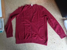 Strickjacke Gr. 44 in weinrot von s.Oliver