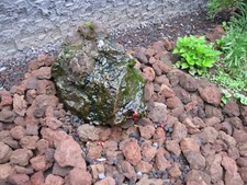 Quellstein Springbrunnen Wasserspiel Lavastein Komplettes Set