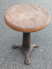 alter Singer Werkstatthocker - höhenverstellbar - Industriedesign Hocker