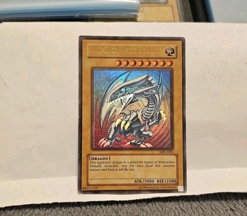 Blue eyes white dragon - blue,