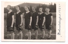 Foto Ak Hochwaldbergfest Zittauer Gebirge 1924 Frauen Turnerin Sportdress Zittau