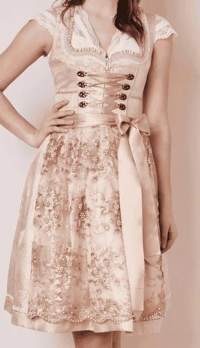 Super schickes dirndl - super,
