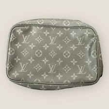 Louis Vuitton Trousse Toilette