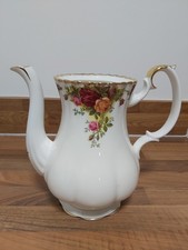 Royal Albert Kaffeekanne "Old