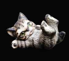 Porzellanfigur Katze handbemalt 7x3x4 cm so putzig Royal vintage signiert